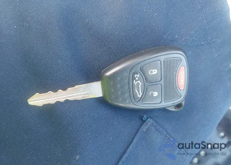 2013 Chrysler 200 Touring z USA, uszkodzony, nr VIN 1C3CCBBG4DN745129